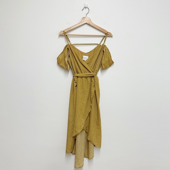 J.O.A. V-Neck Cold Shoulder Hi Lo Wrap Dress - Picture 2 of 9